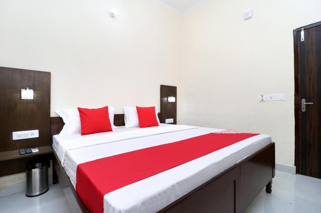 Oyo 24122 Hotel Sharnam Kharar Extérieur photo