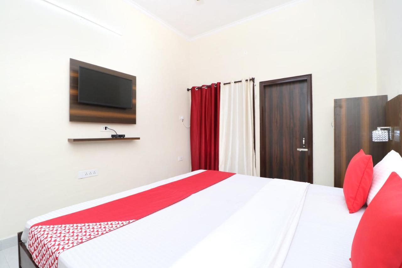 Oyo 24122 Hotel Sharnam Kharar Extérieur photo
